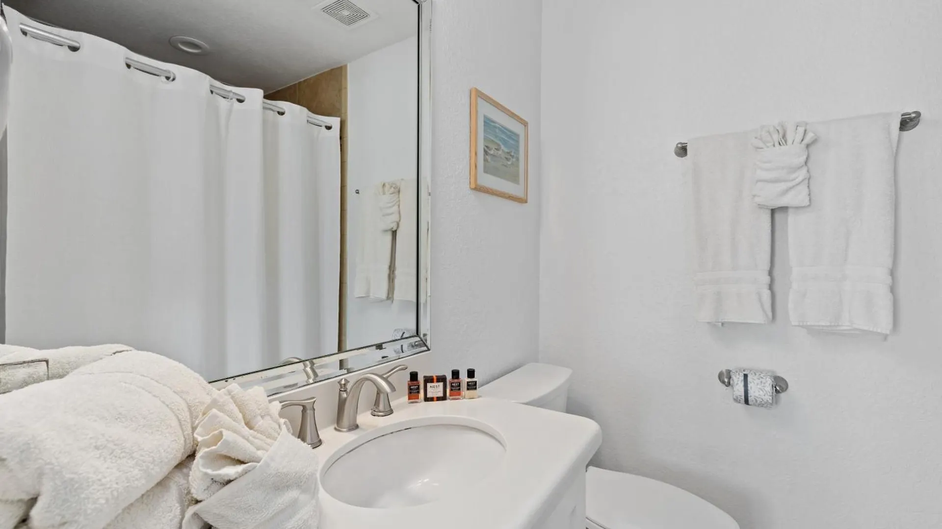 Aquarius Penthouse #1 *
