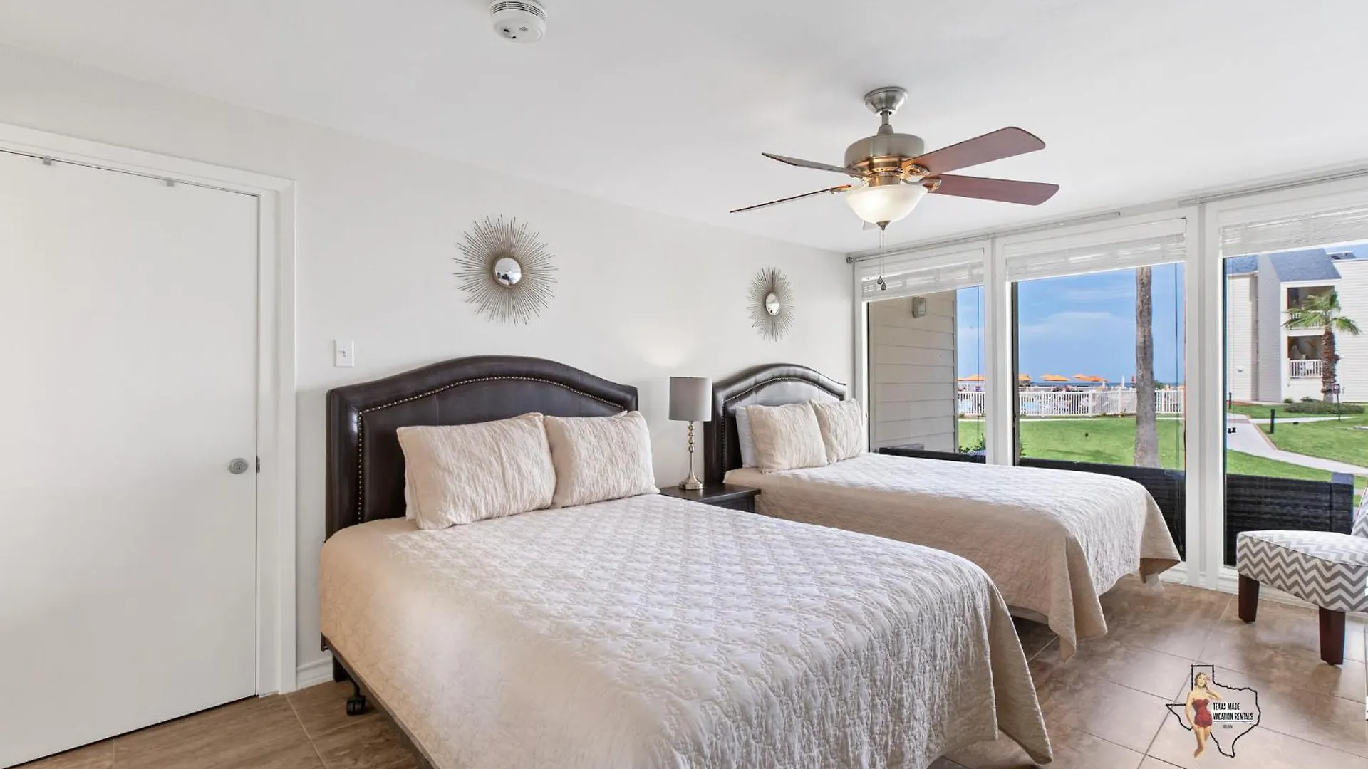Appartement Bahia Mar Solare Beachfront With Two Pools *