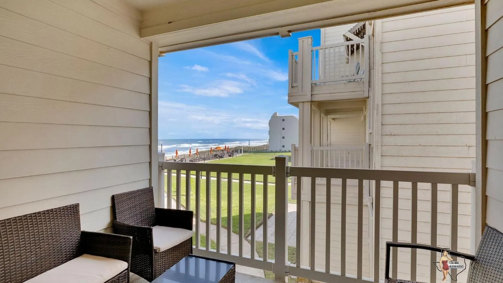 Appartement Bahia Mar Solare Beachfront With Two Pools