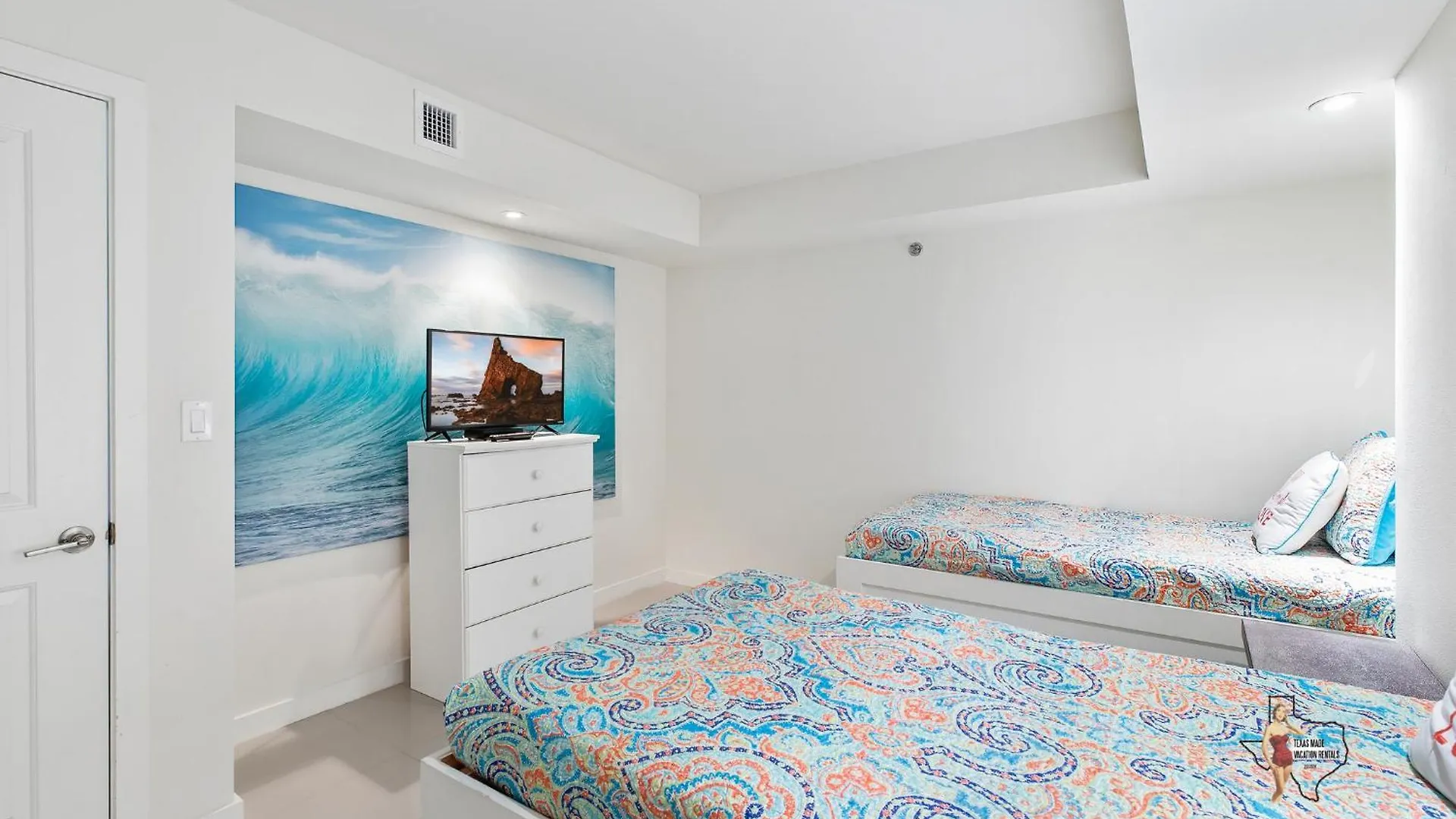 Bahia Mar-solare Tower, Beachfront With Two Pools Apartment *