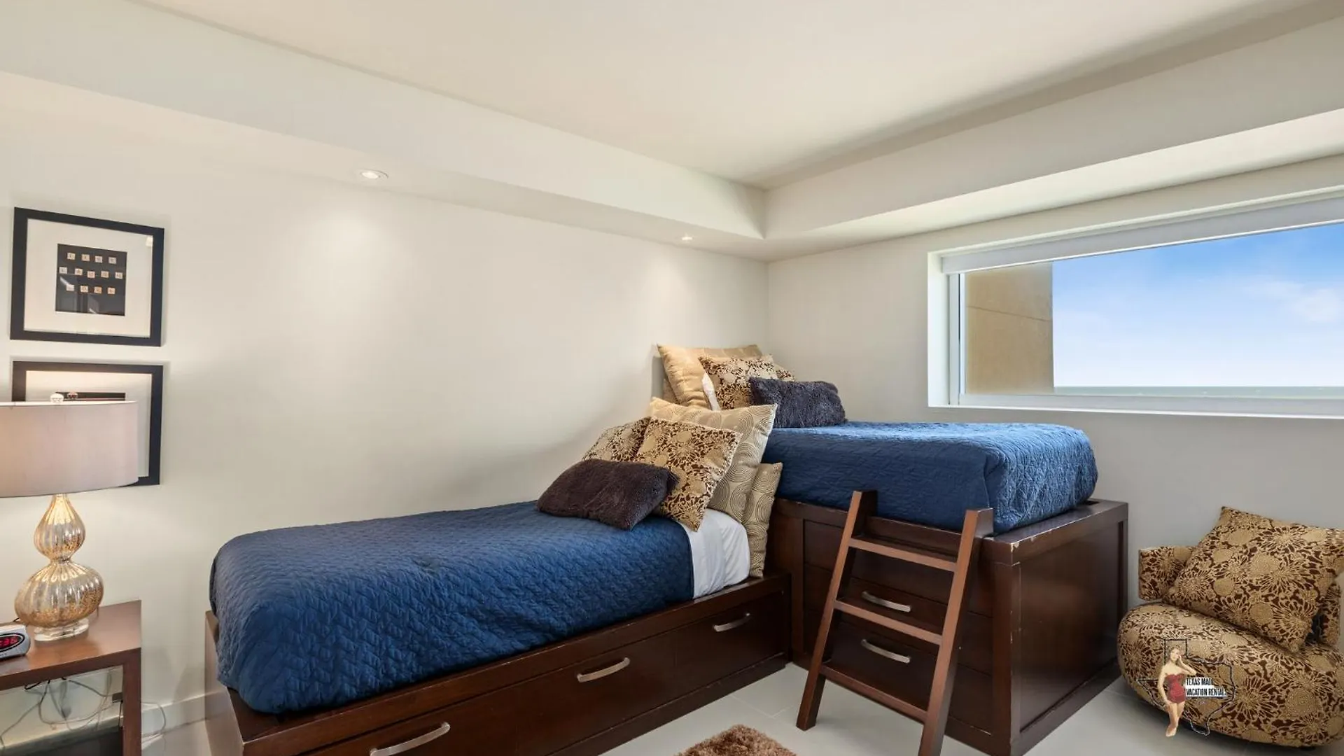 Bahia Mar-solare Tower, Beachfront With Two Pools Apartment