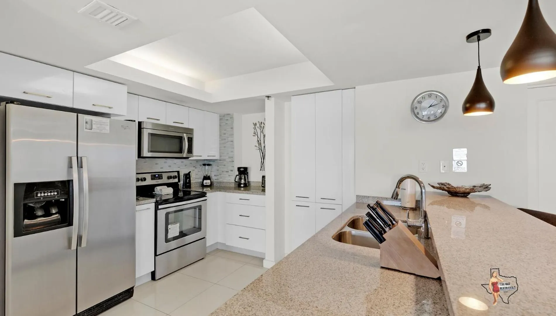 Bahia Mar-solare Tower, Beachfront With Two Pools Apartment