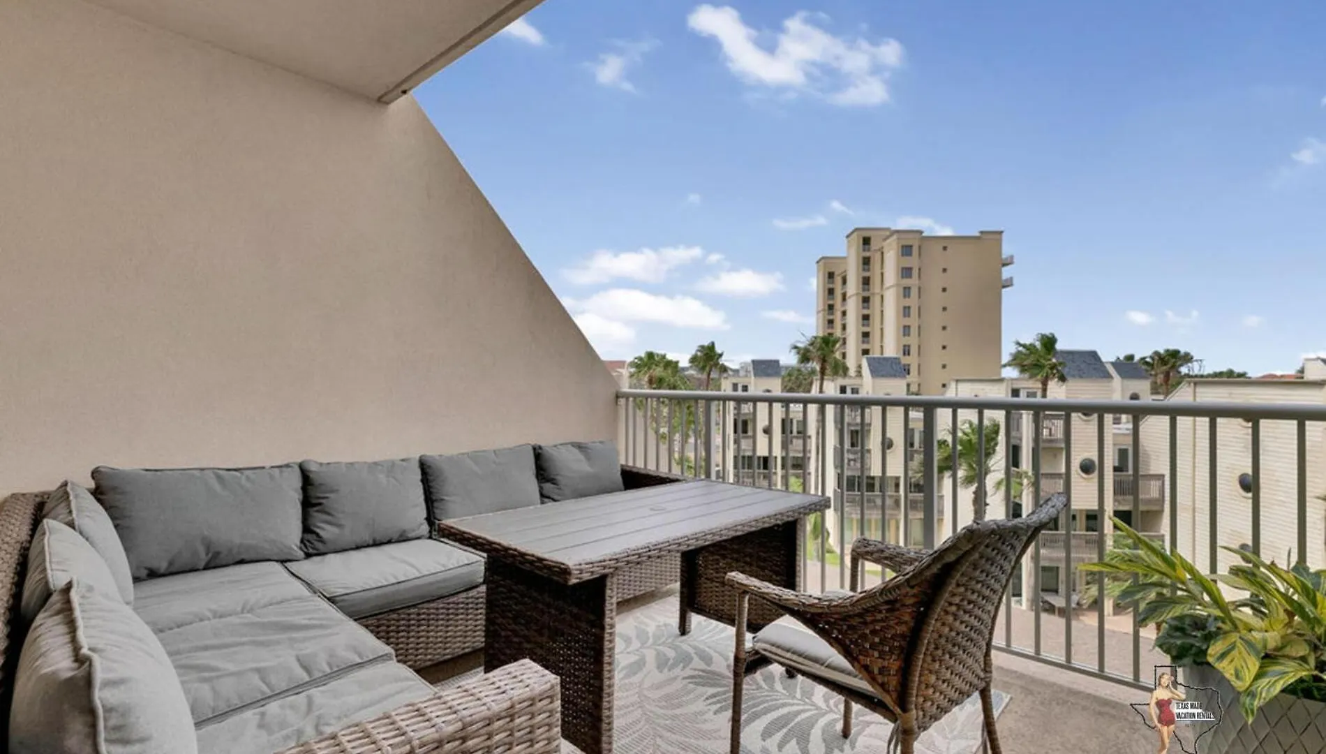 Bahia Mar-solare Tower, Beachfront With Two Pools South Padre Island