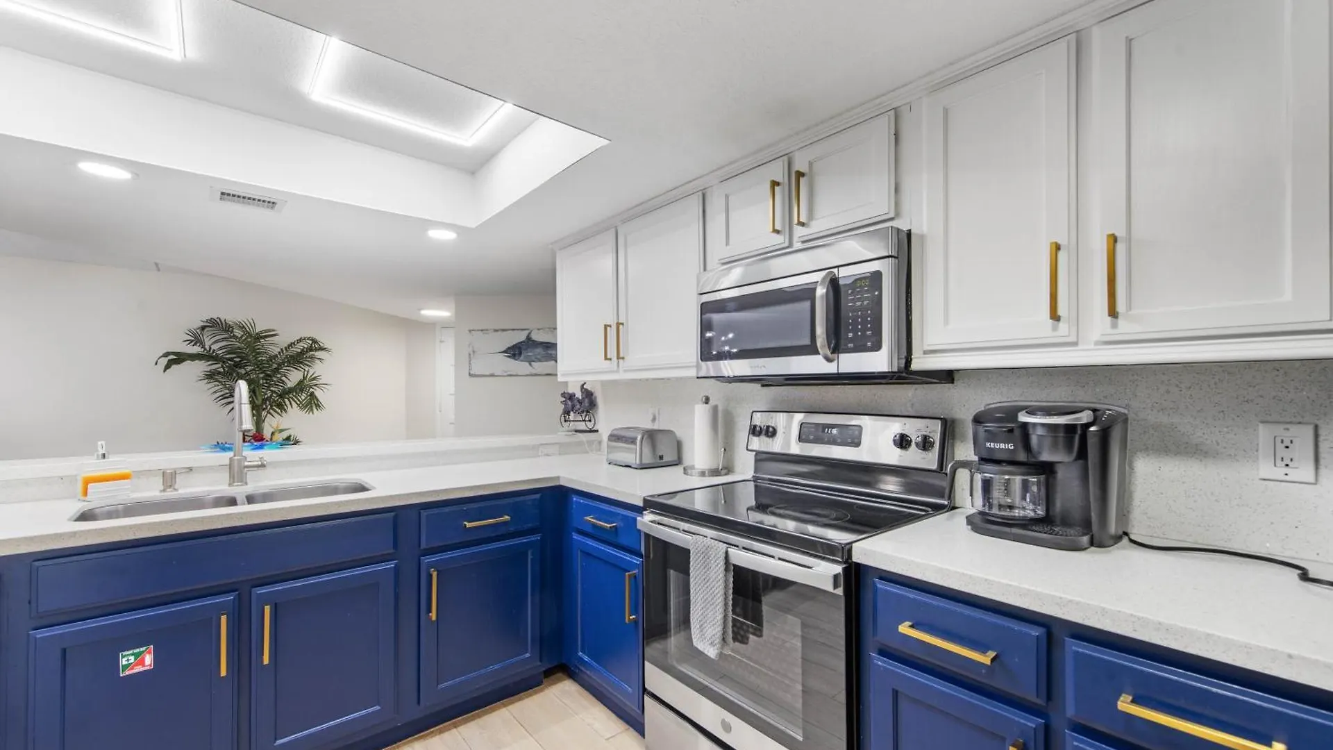 Ground Floor Beachfront 2 Steps From Amenities Iv South Padre Island