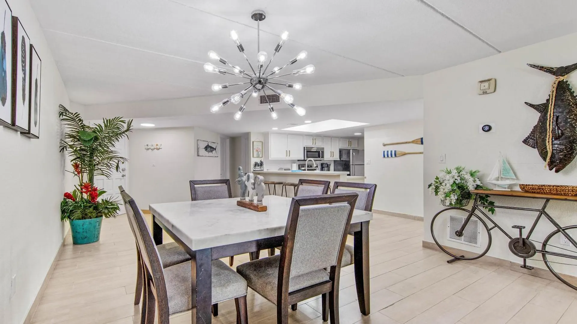 Holiday home Ground Floor Beachfront 2 Steps From Amenities Iv