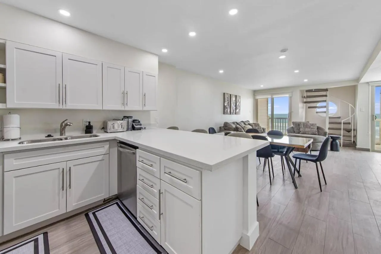 Bahiamar Luxury Oceanfront Oasis Apartment South Padre Island