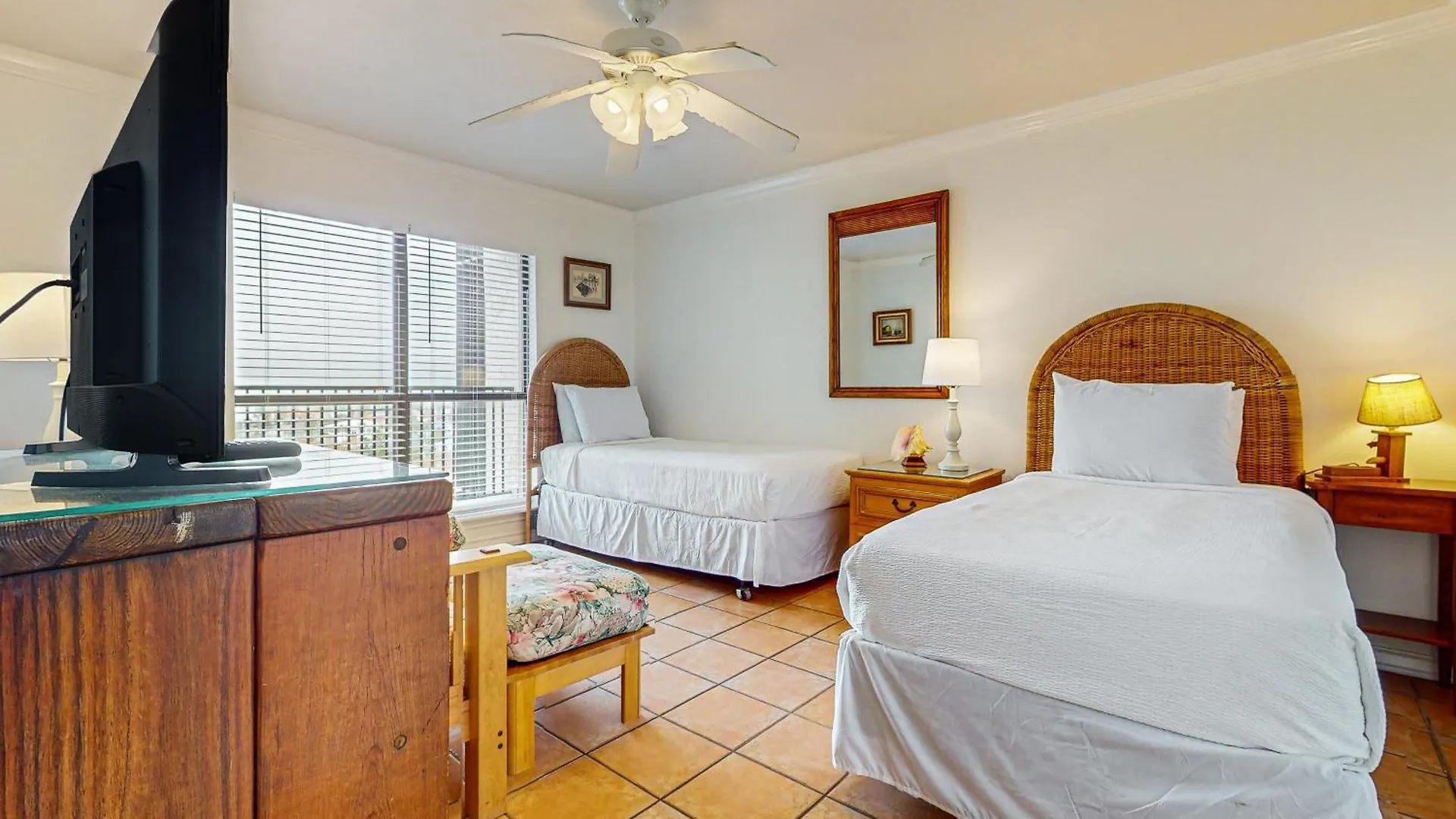 Ocean Vista #1101 Appartement