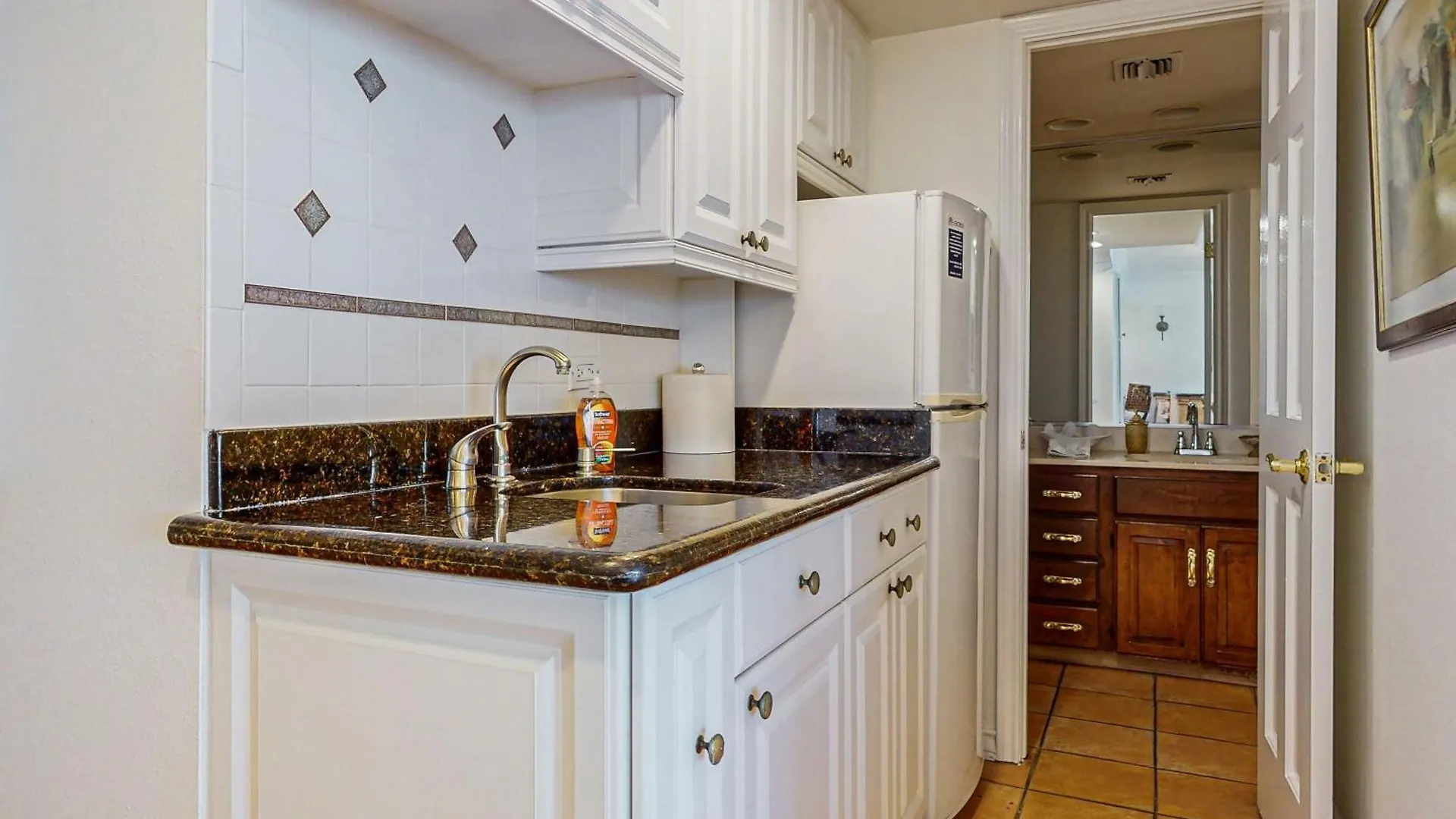 Apartment Ocean Vista #1101 *
