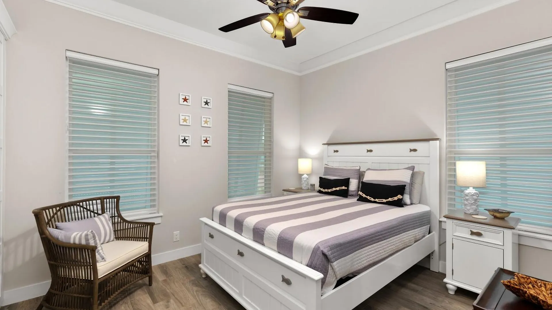 Seabreeze - Private At The Shores Holiday home *