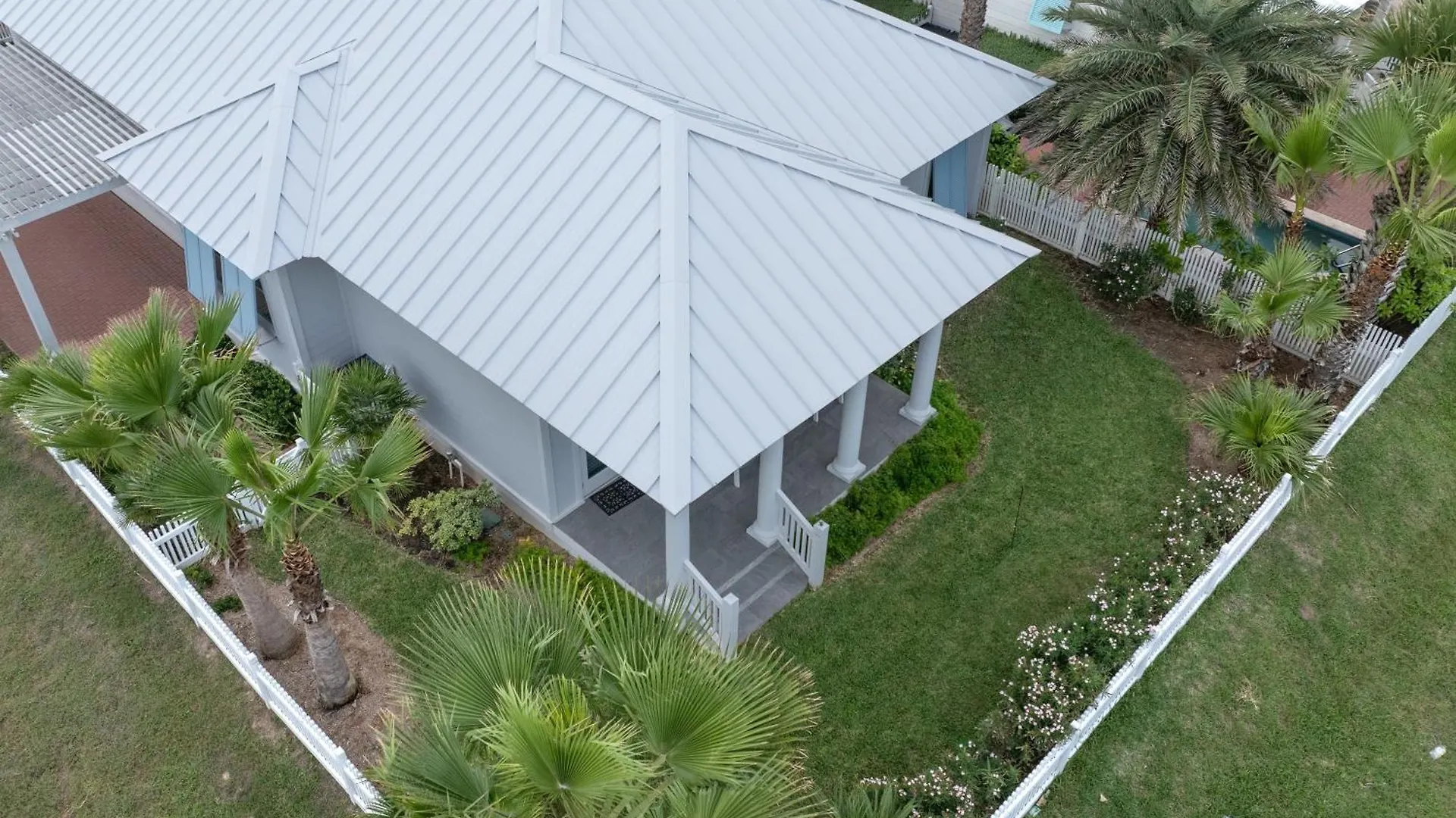 Seabreeze - Private At The Shores Holiday home *
