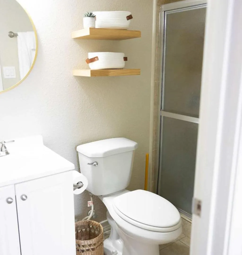 2 Bed 2 Bath 1st Floor W Pool By *