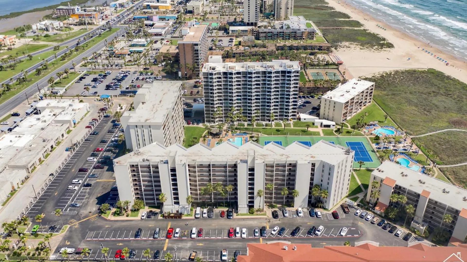 Holiday home Amazing Views At Beachfront At Saida Towers