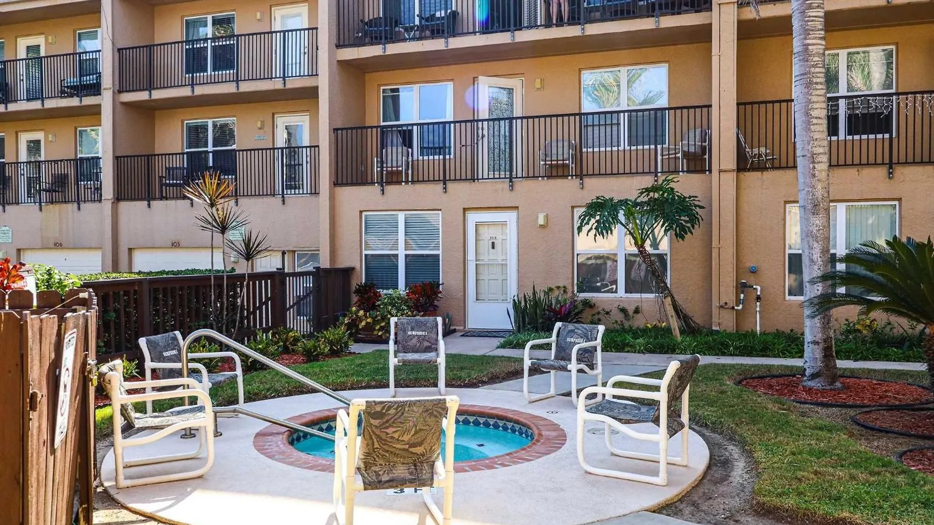 Apartment Surfside I 206 *