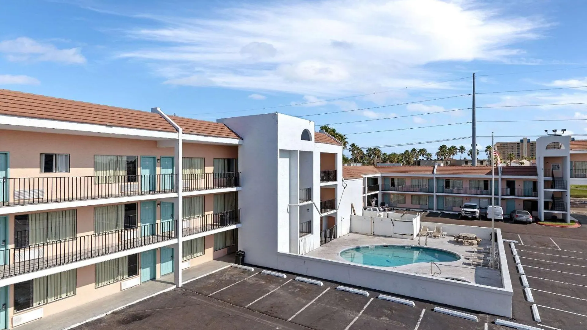 Windwater And Marina Hotel South Padre Island