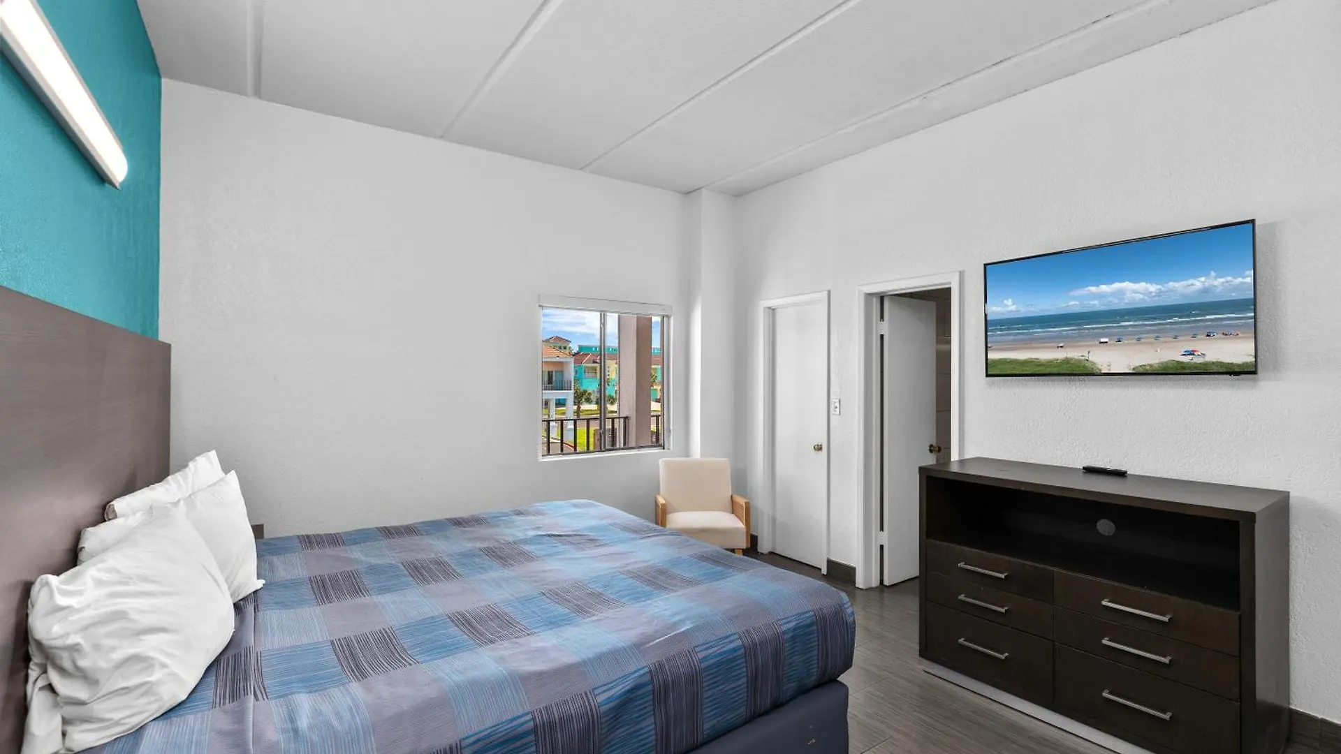 Hotel Windwater And Marina South Padre Island