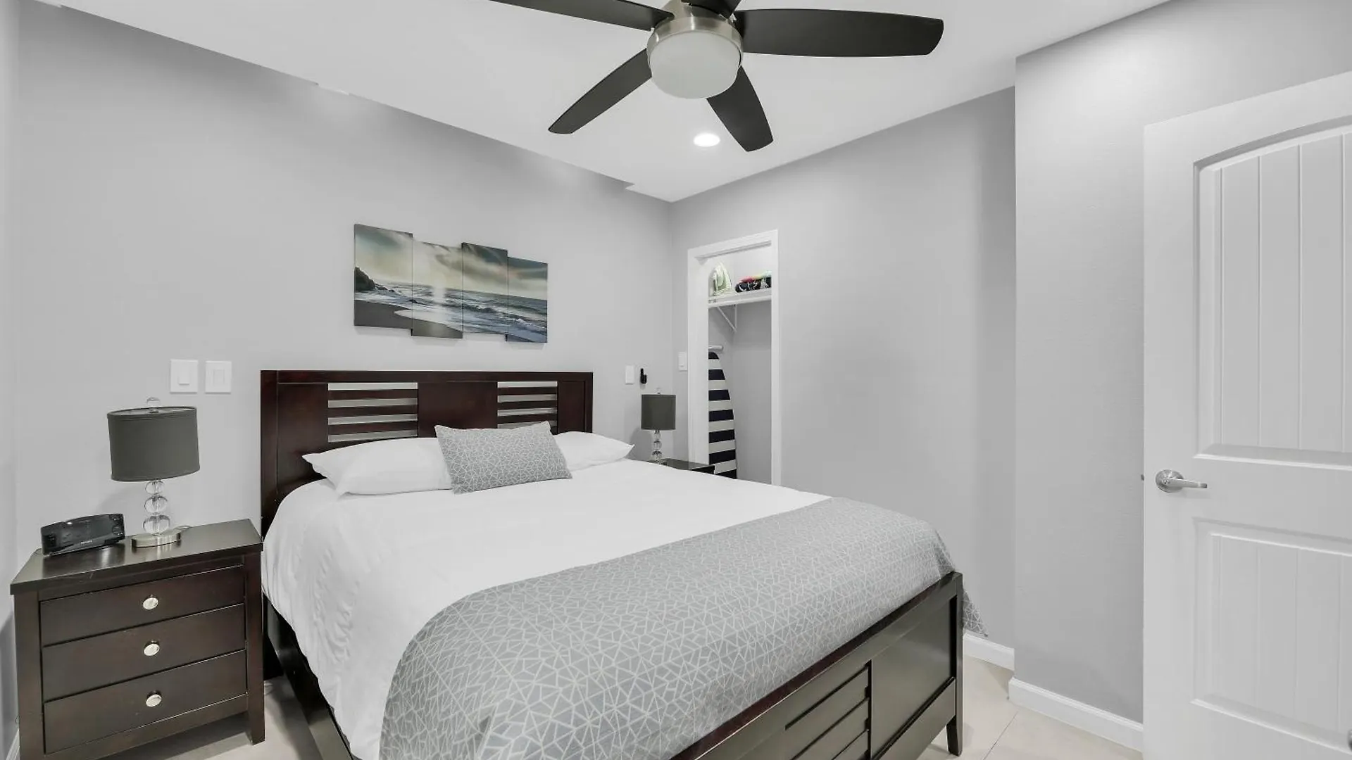 Spectacular 2 Bed 2 Bath Front Beauty At Aquarius * South Padre Island