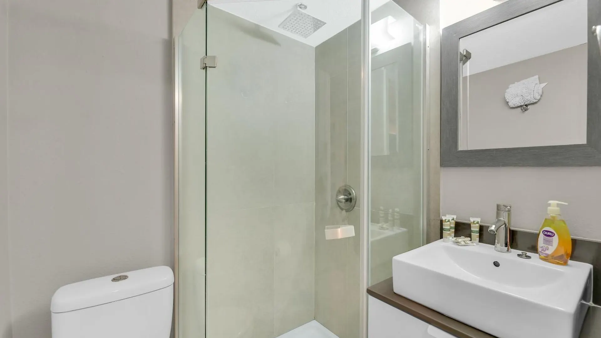 Aparthotel Spectacular 2 Bed 2 Bath Front Beauty At Aquarius