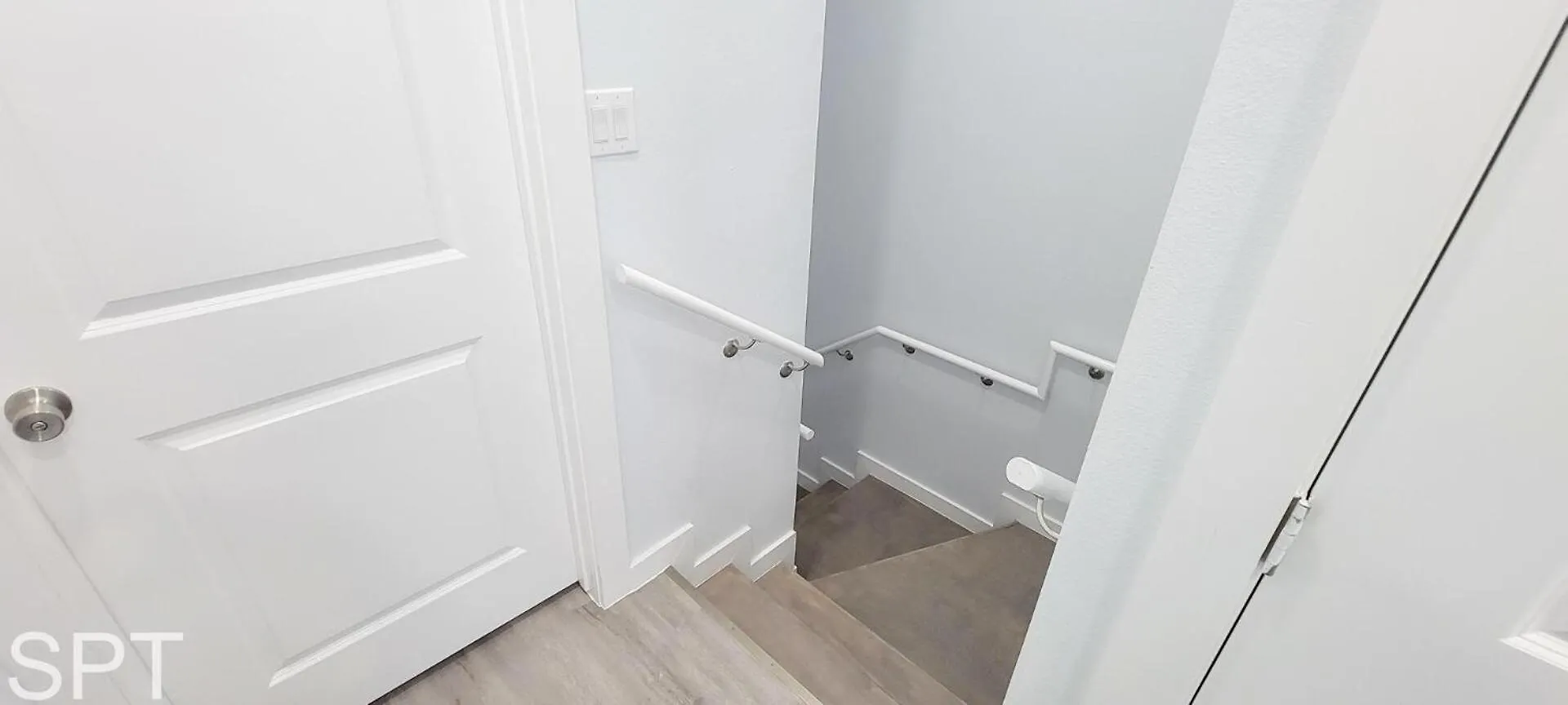 De Laguna 3 Townhouse *