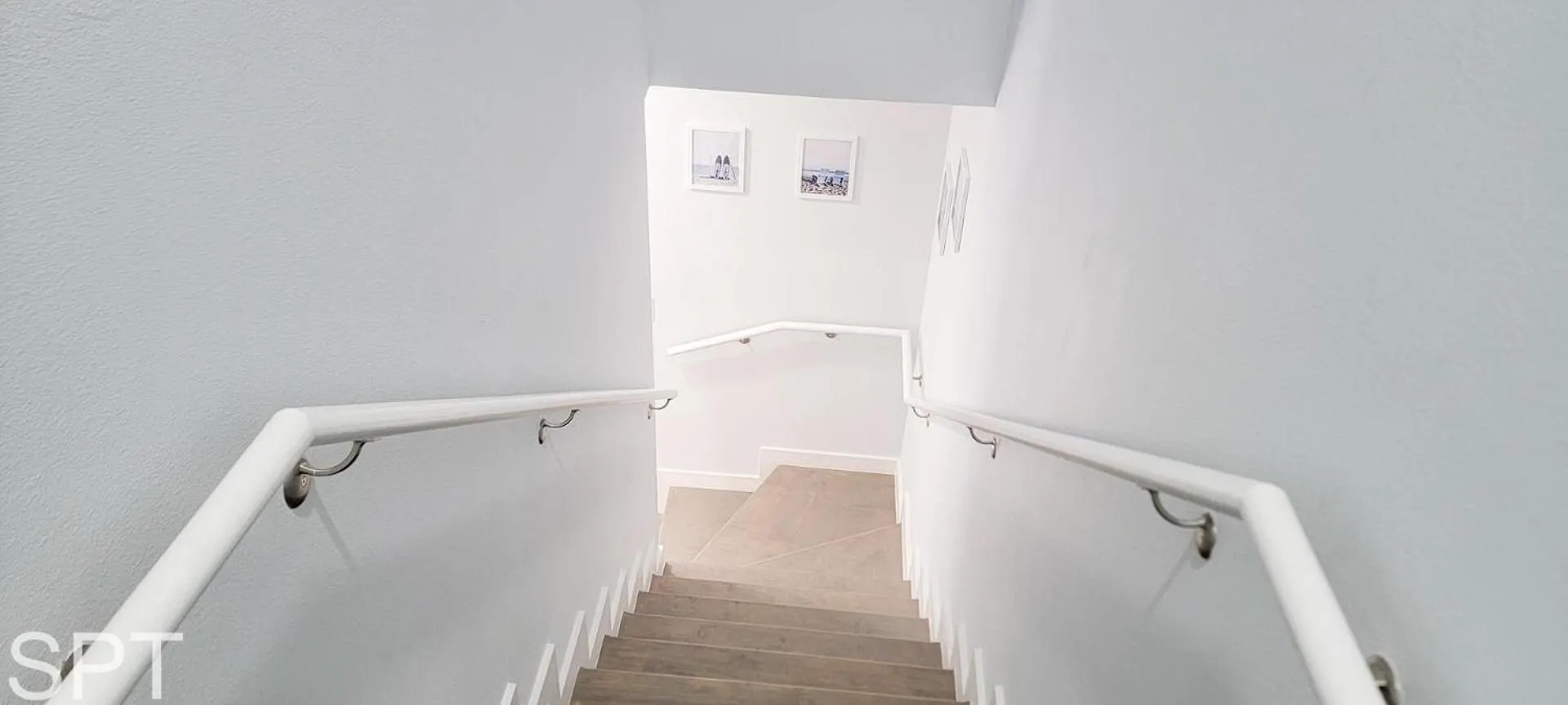 De Laguna 3 Townhouse *