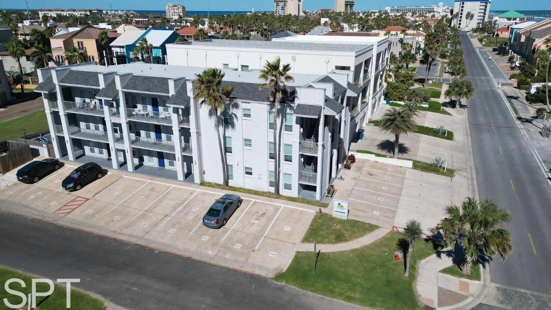 Coronado 302 Holiday home *