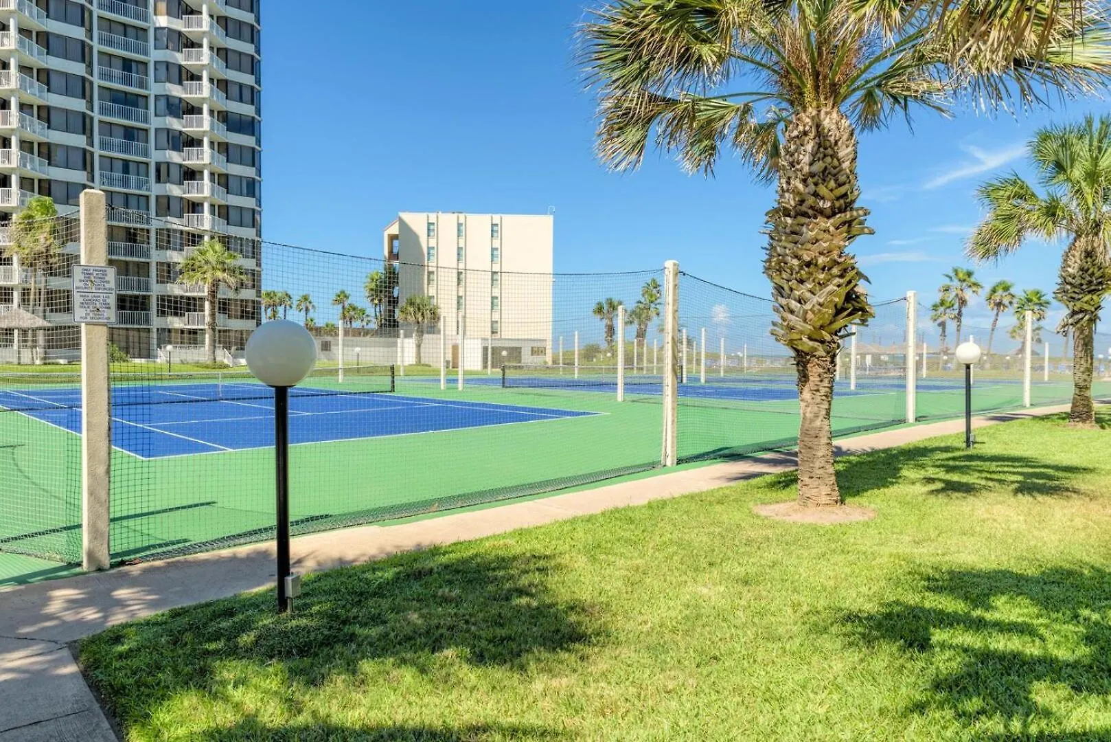 Saida Towers By Padre Getaways Holiday home *