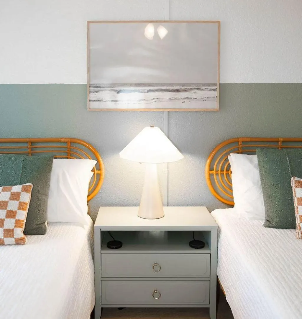 1st Floor 1 Bedroom Near W Pool South Padre Island