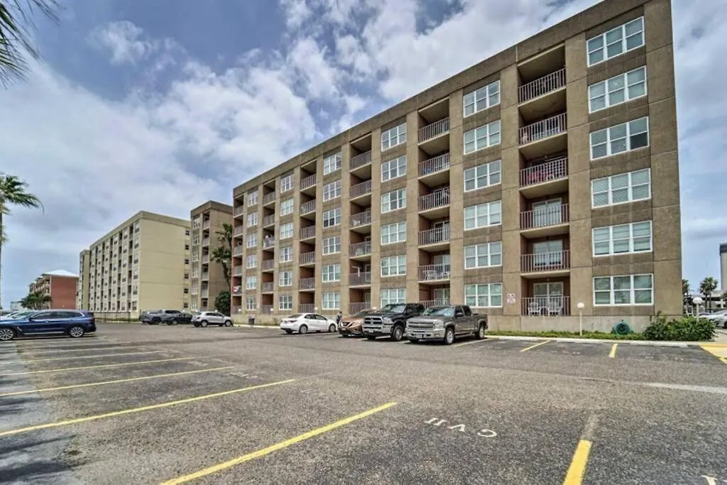 1 Bedroom Near W Pool & Amenities * South Padre Island