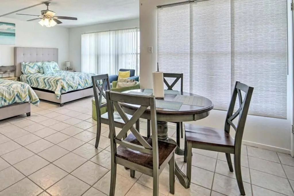 Holiday home 1 Bedroom Near W Pool & Amenities *