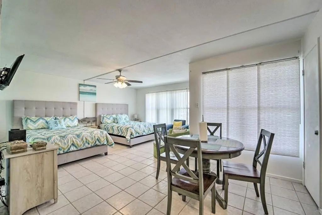 Holiday home 1 Bedroom Near W Pool & Amenities *