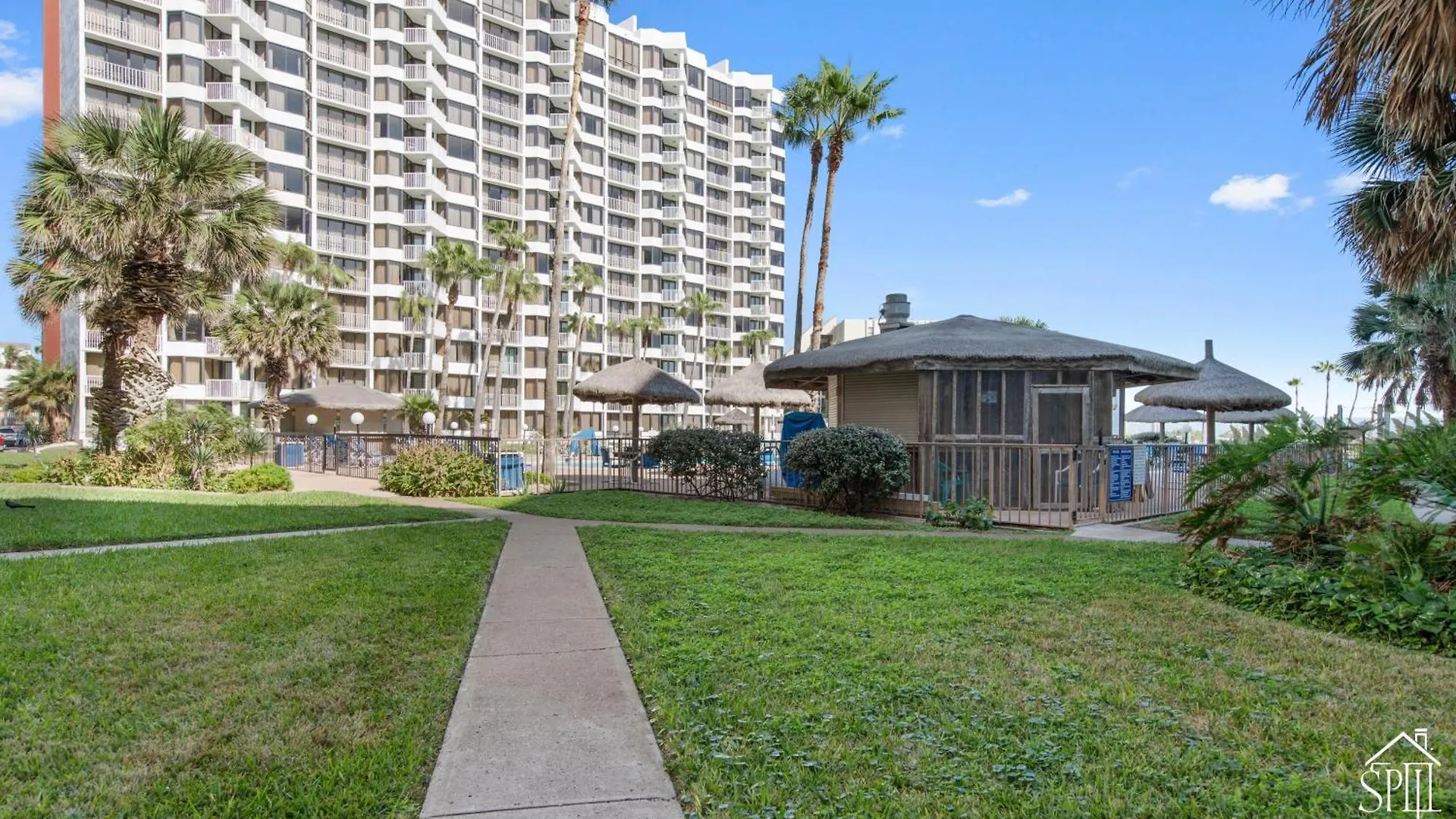 Ground Floor Beachfron 2steps From Amenities Saida *