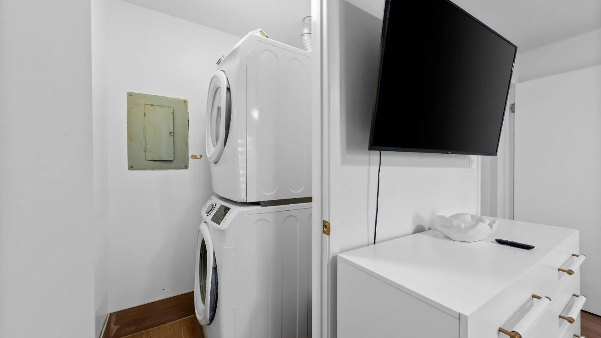 Ground Floor Beachfron 2steps From Amenities Saida *