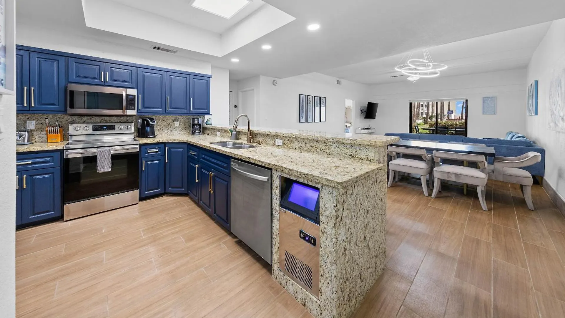 Ground Floor Beachfron 2steps From Amenities Saida