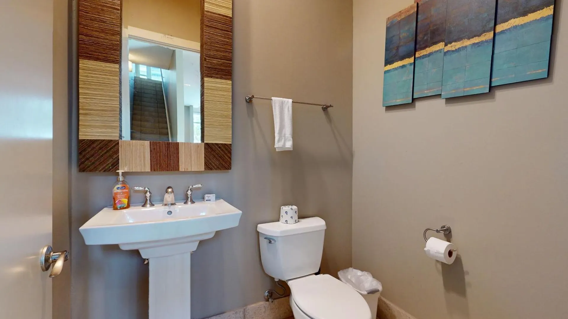 Apartment Sapphire #106