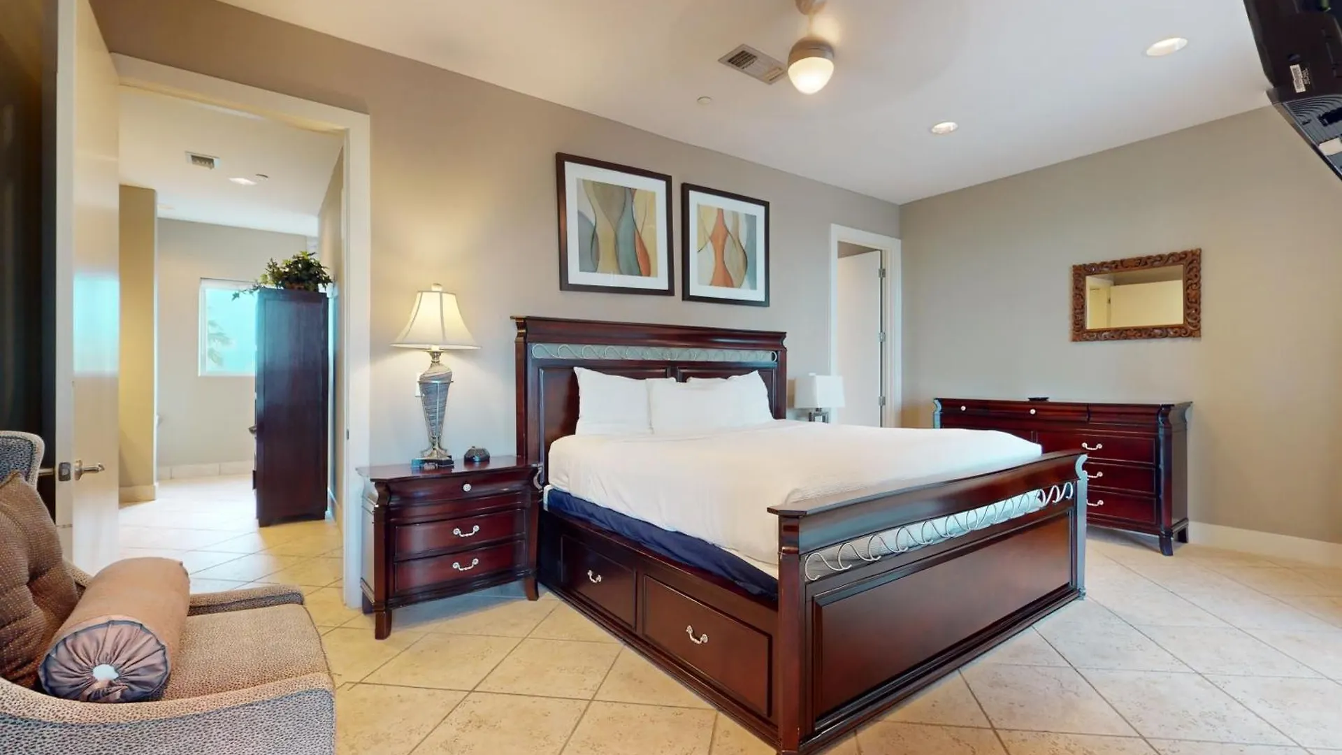 Apartment Sapphire #106