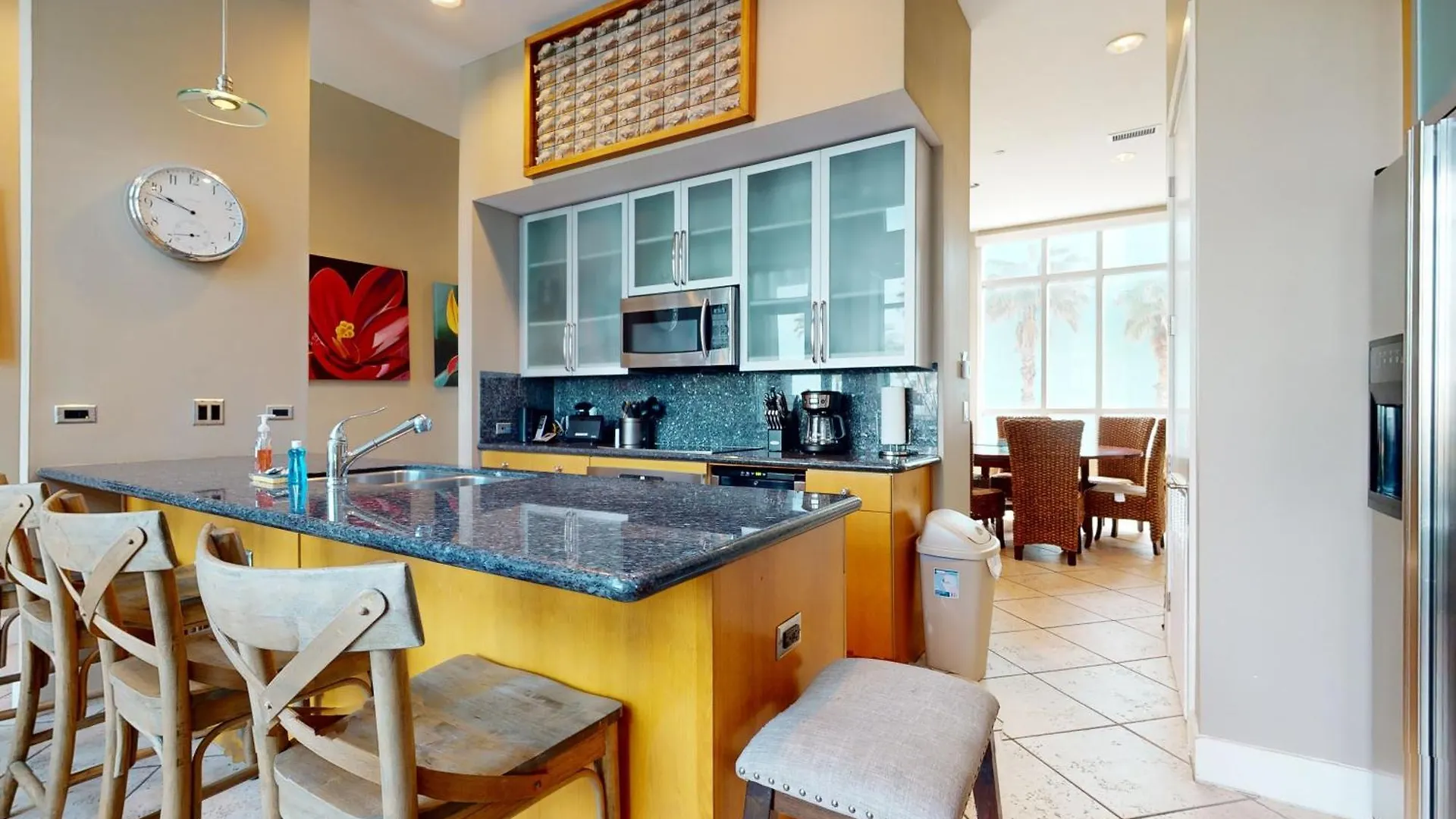 Sapphire #106 Apartment *