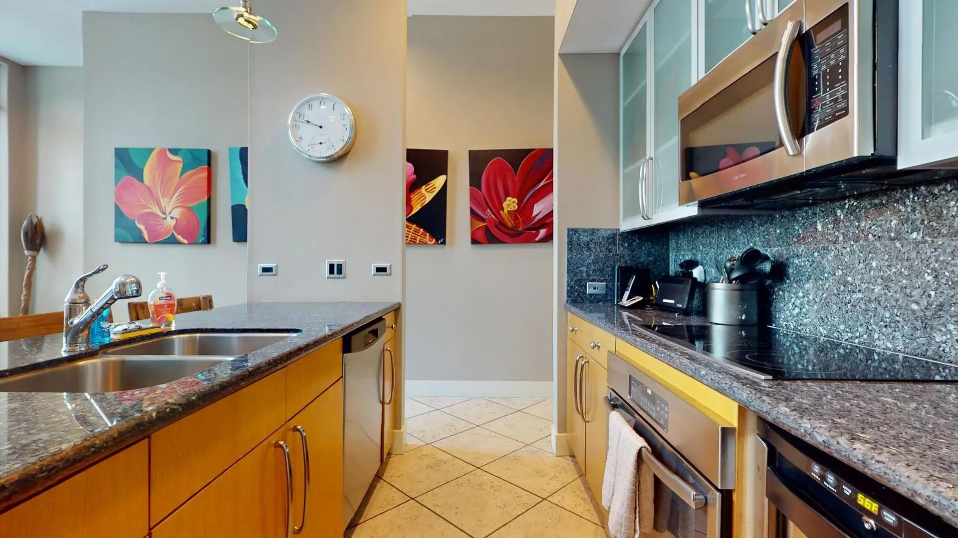Apartment Sapphire #106 *