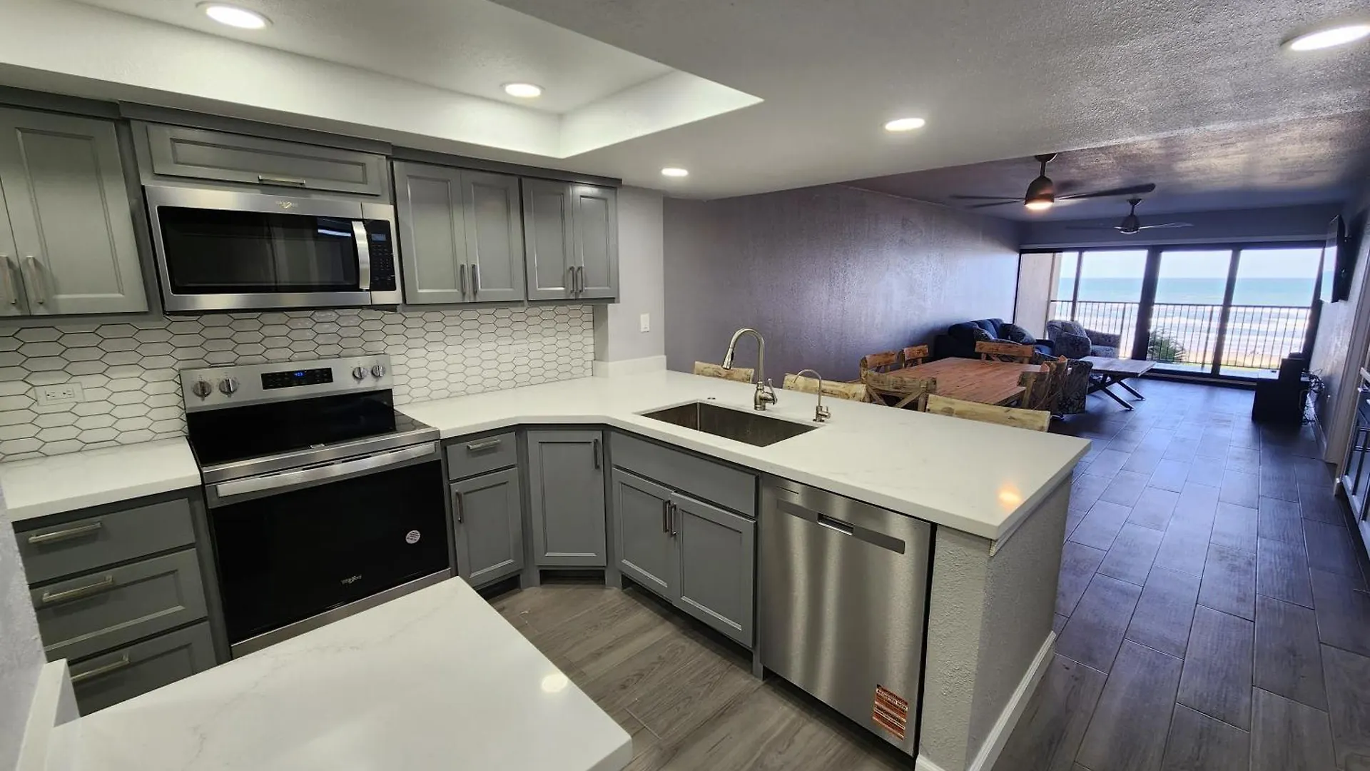 Spi Fun! - View - 2025 Full Remodel - 2br Ov502 Apartment *