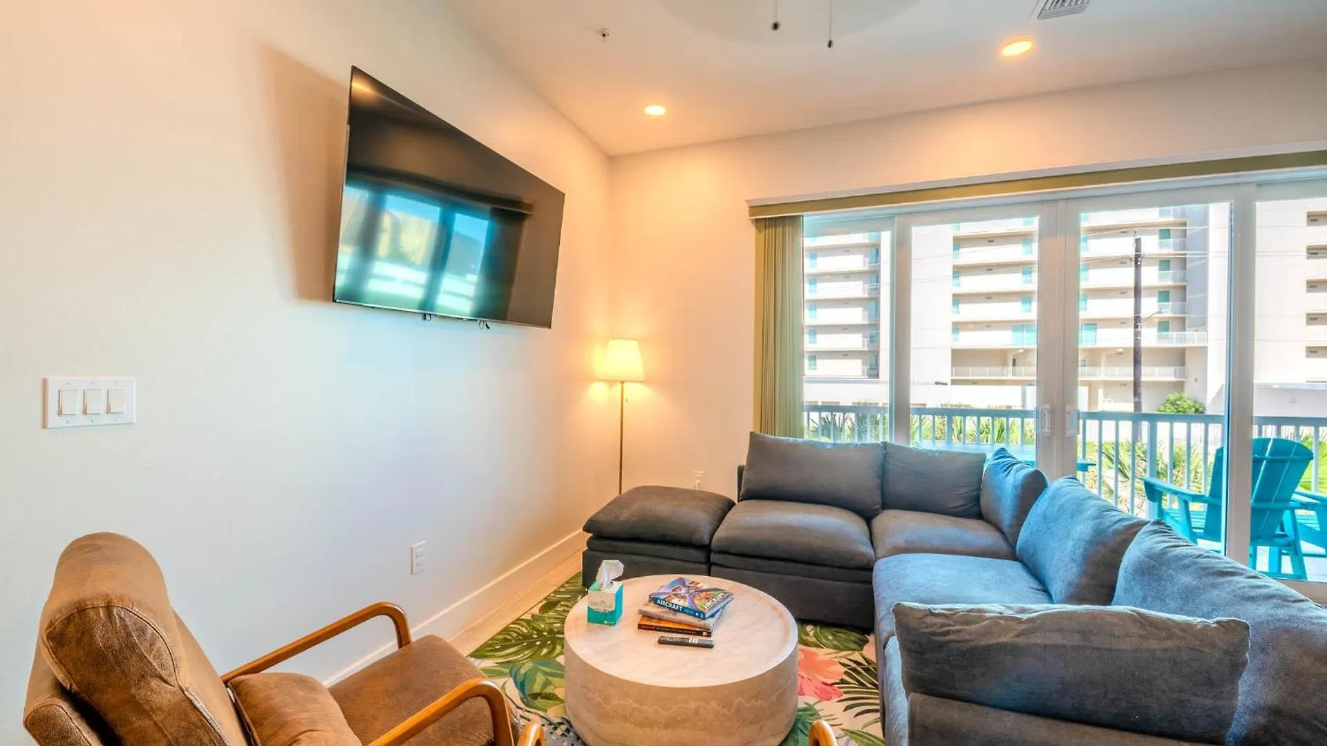 Surfside Sanctuary Apartment