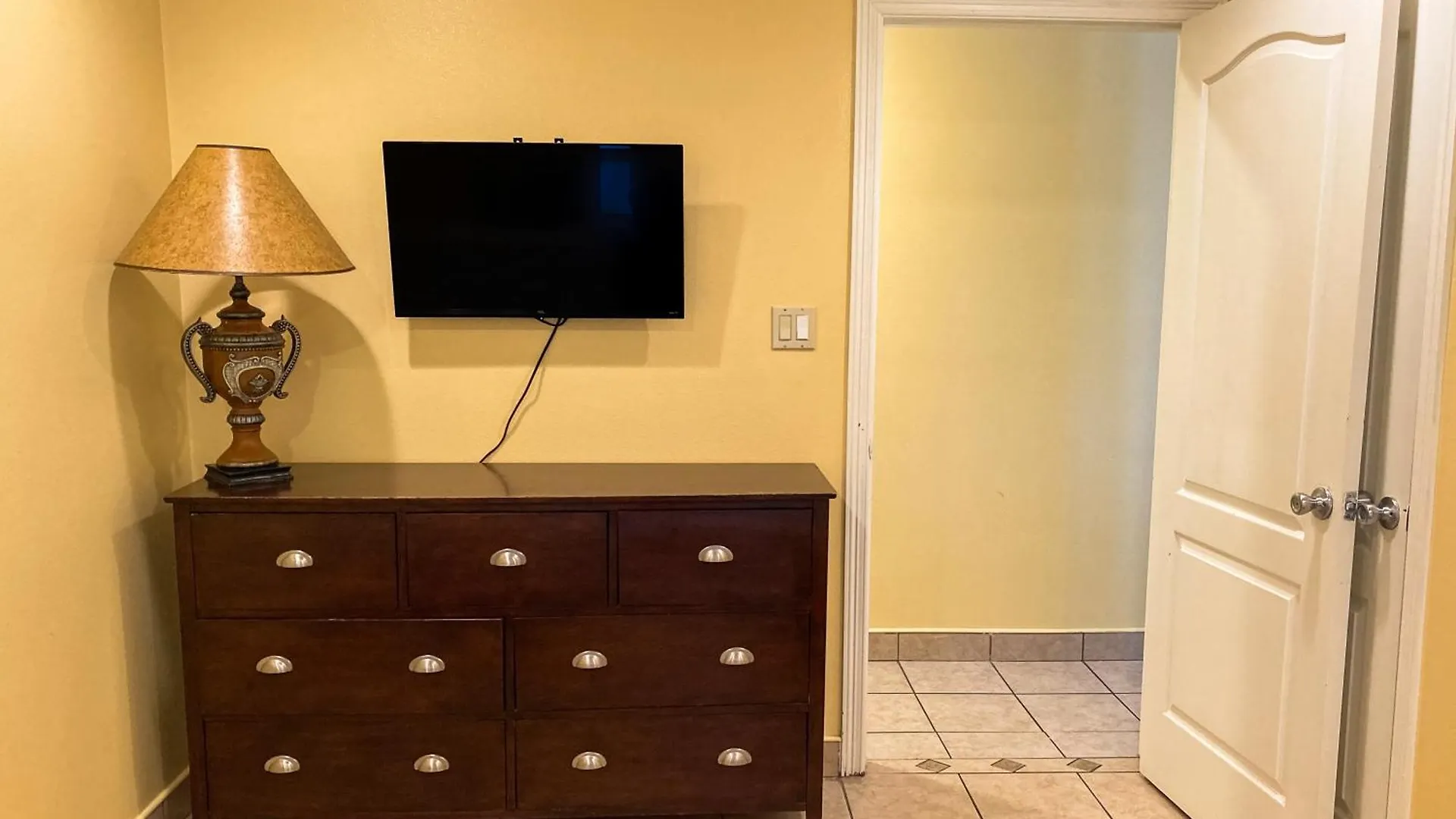 Holiday home Lantana Retreat Unit #4 *