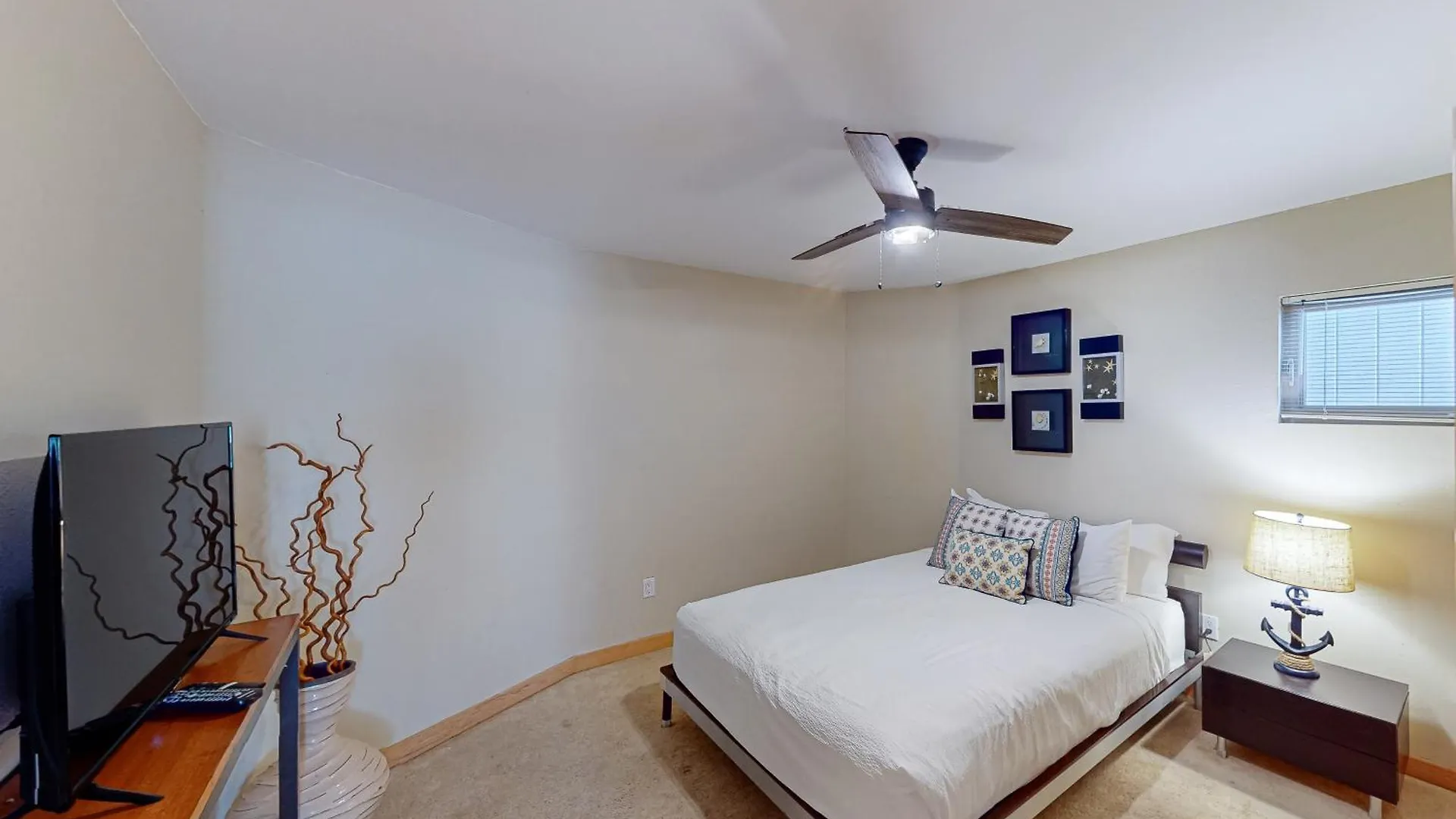 Sunchase Beachfront #130 Apartment