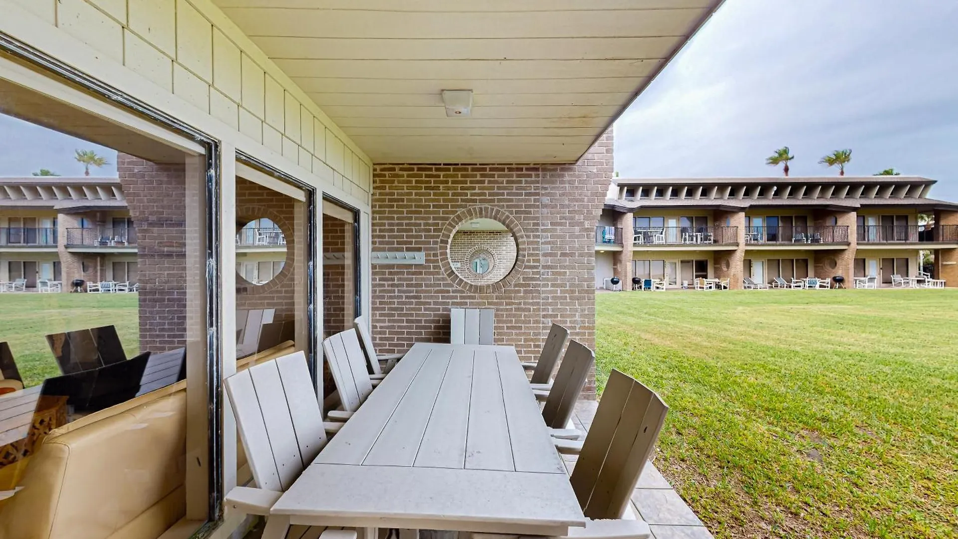 Sunchase Beachfront #130 Apartment