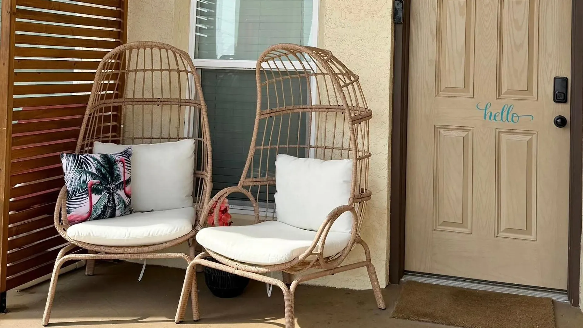 Spi - 1 Block Away Apartment South Padre Island