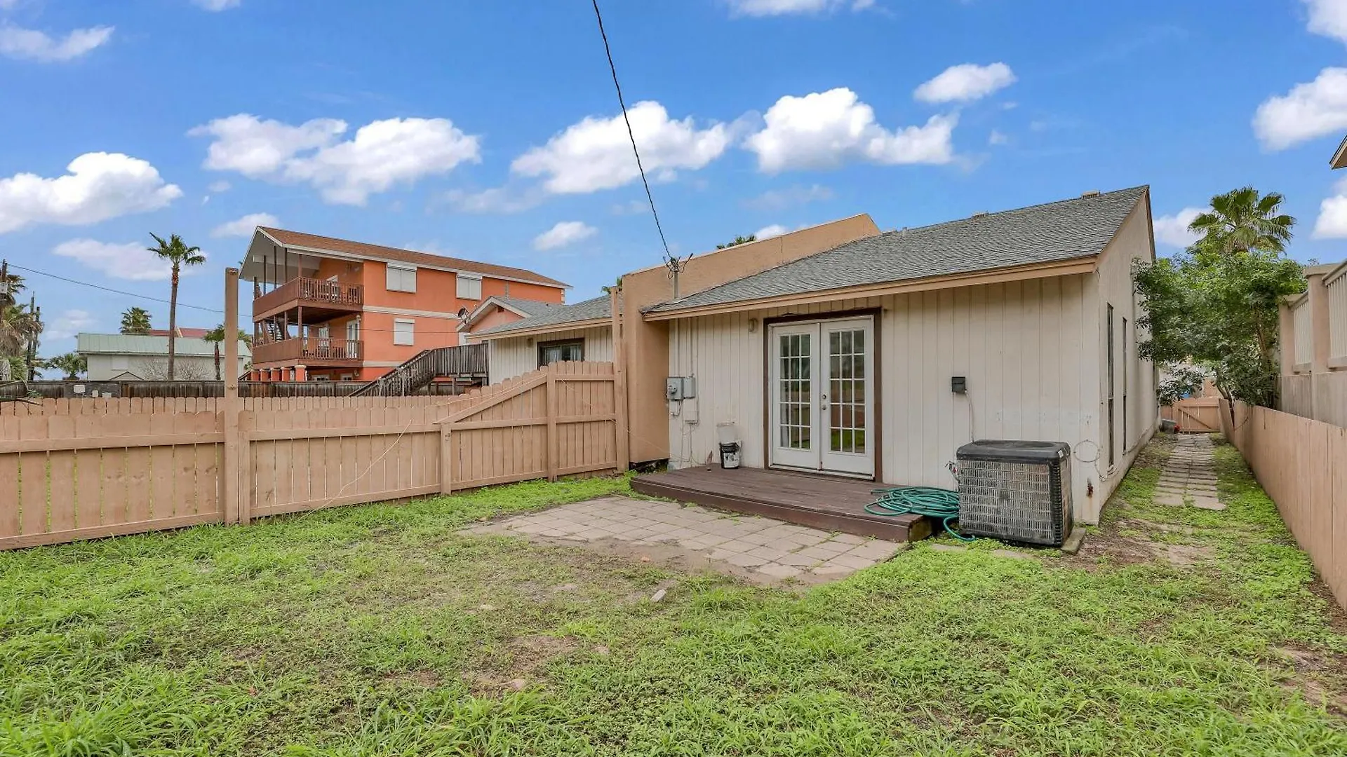 Relaxing And Spacious 2 Bed 2 Ba Short Walk To A * South Padre Island