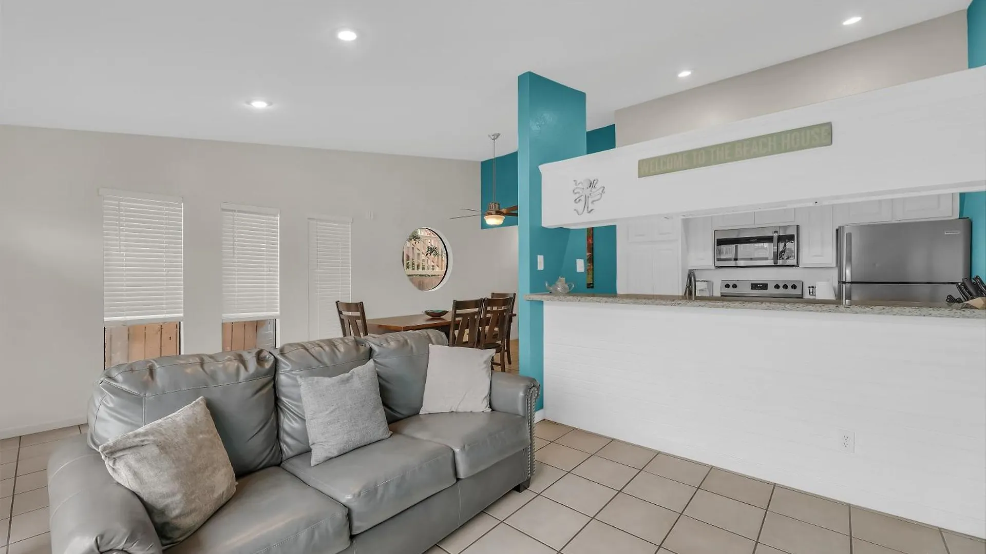 Holiday home Relaxing And Spacious 2 Bed 2 Ba Short Walk To A