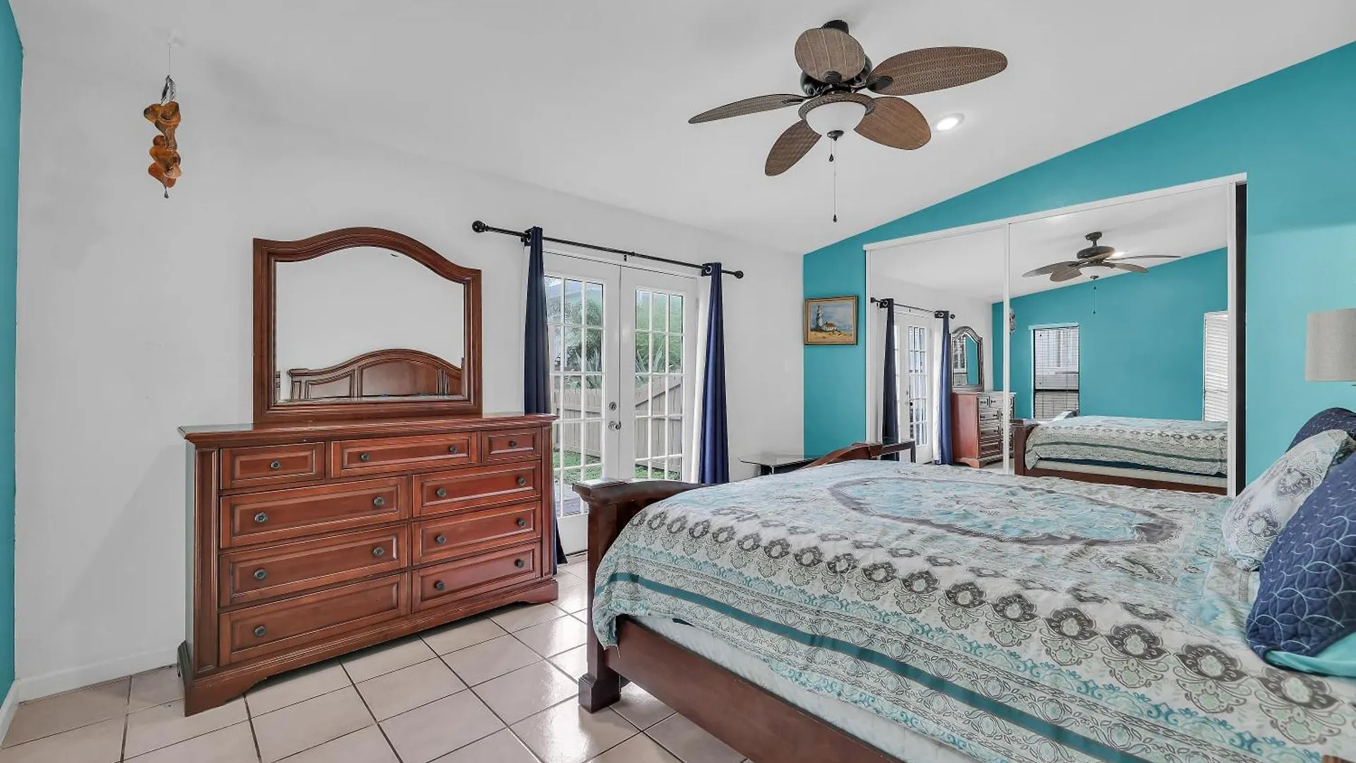 Relaxing And Spacious 2 Bed 2 Ba Short Walk To A Holiday home South Padre Island