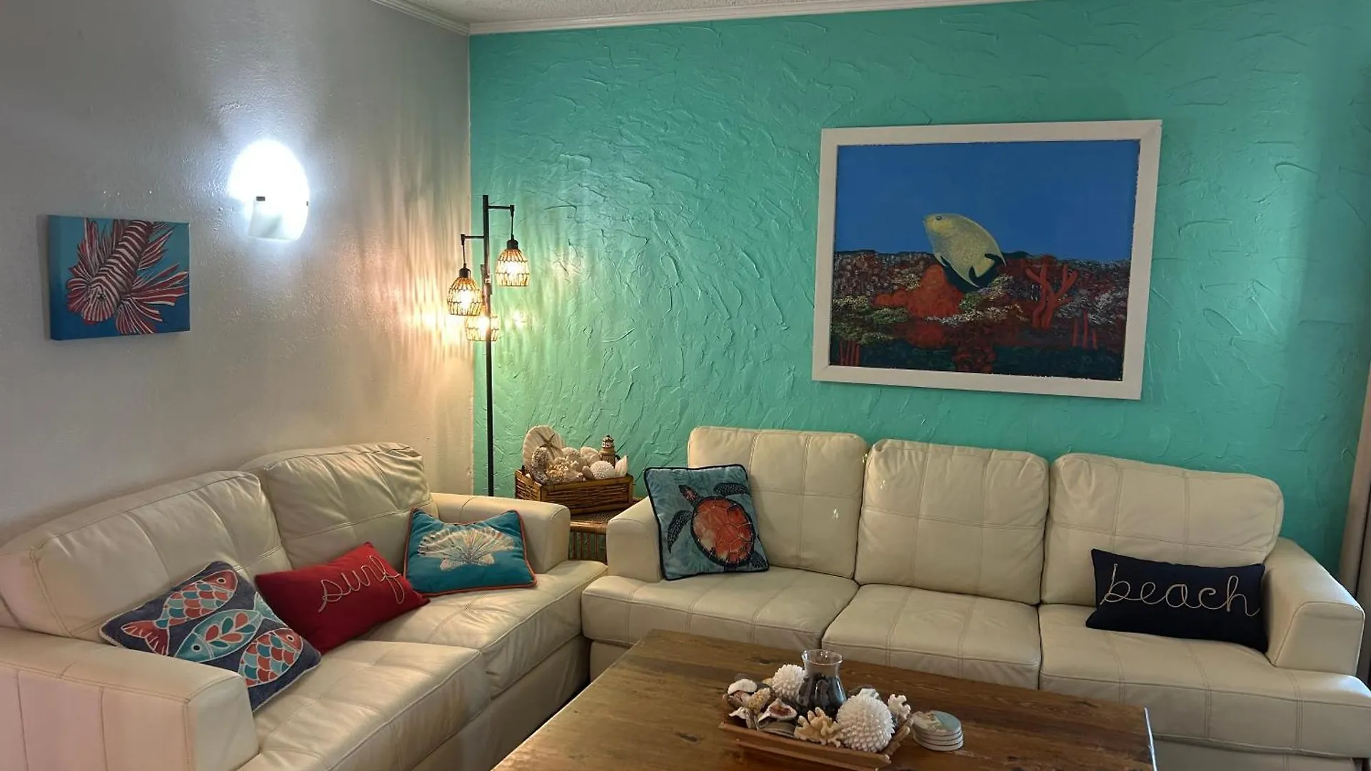 Apartment Tiki Spi Beachfront Condo, Right On The Beach!