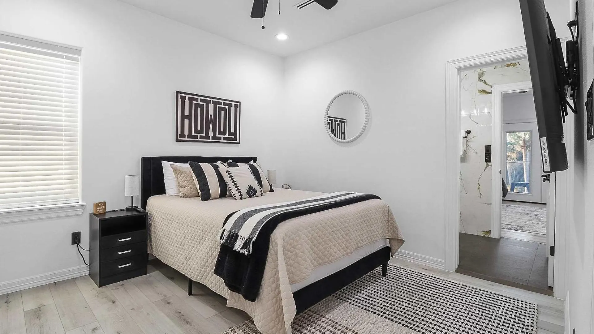 Immaculate Townhouse W Pool & Balcony South Padre *