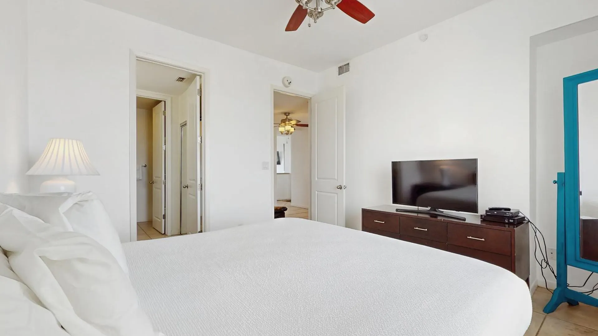 Marinas Apartment *