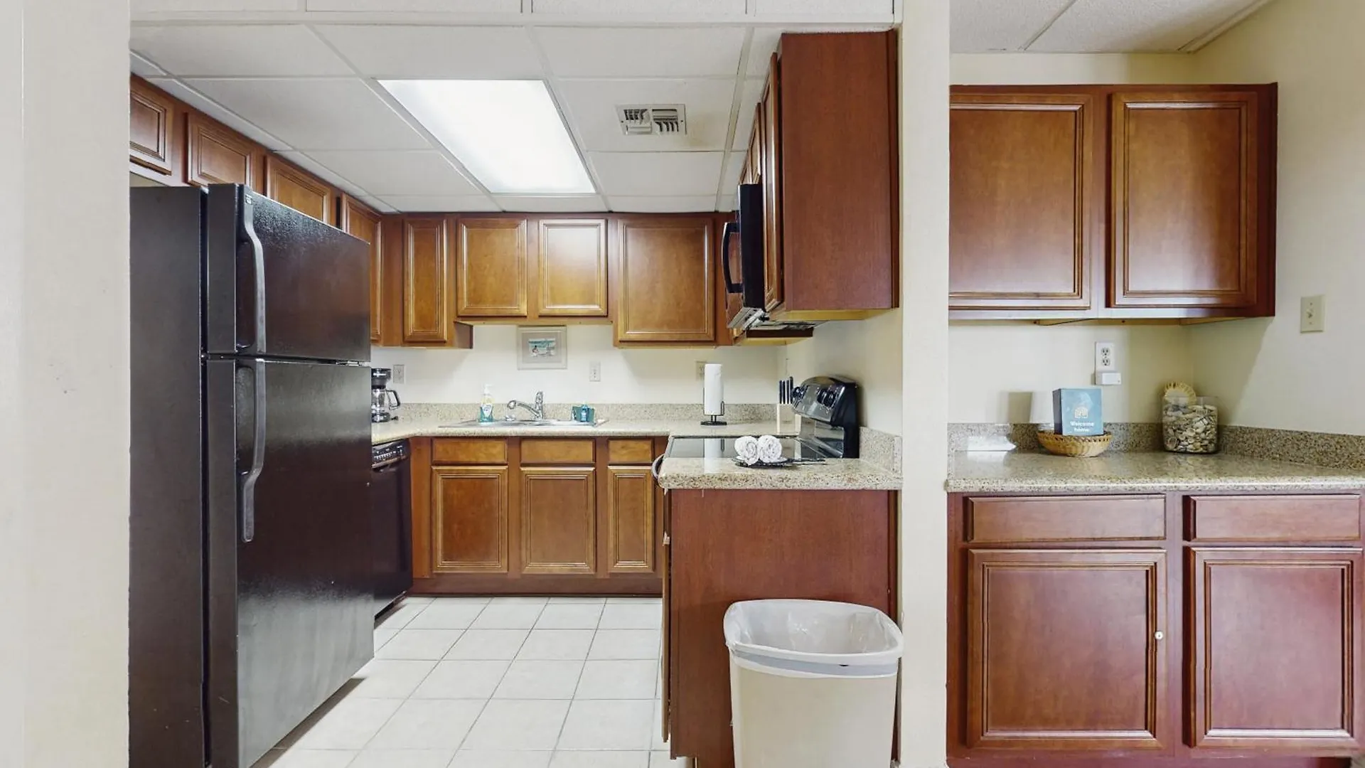 Galleon Bay Apartment *