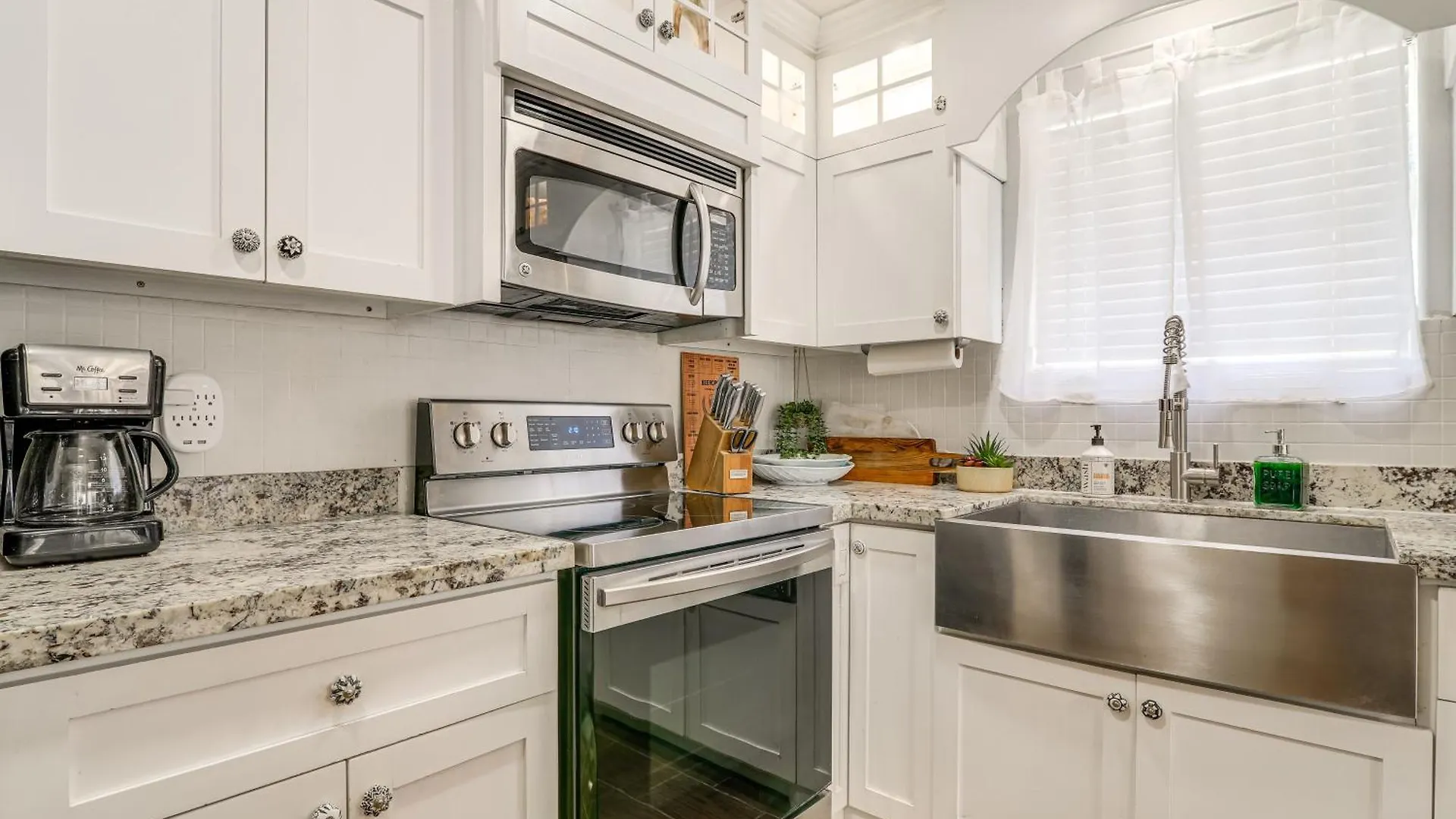 Apartment Luxe South Padre With Pool - Walk To Beach! South Padre Island